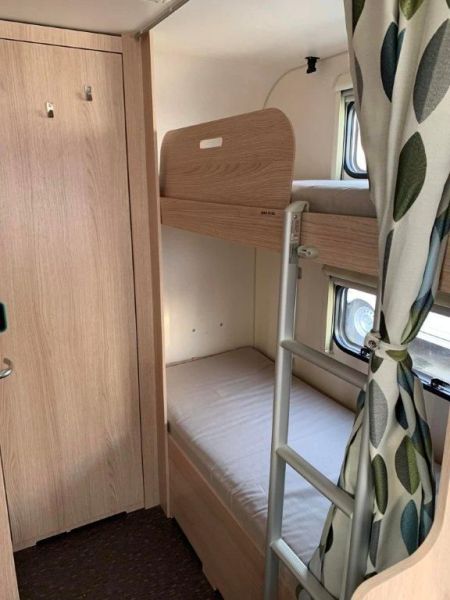 En venta Adria aviva 595lx Blanco 2018 Girona foto 18