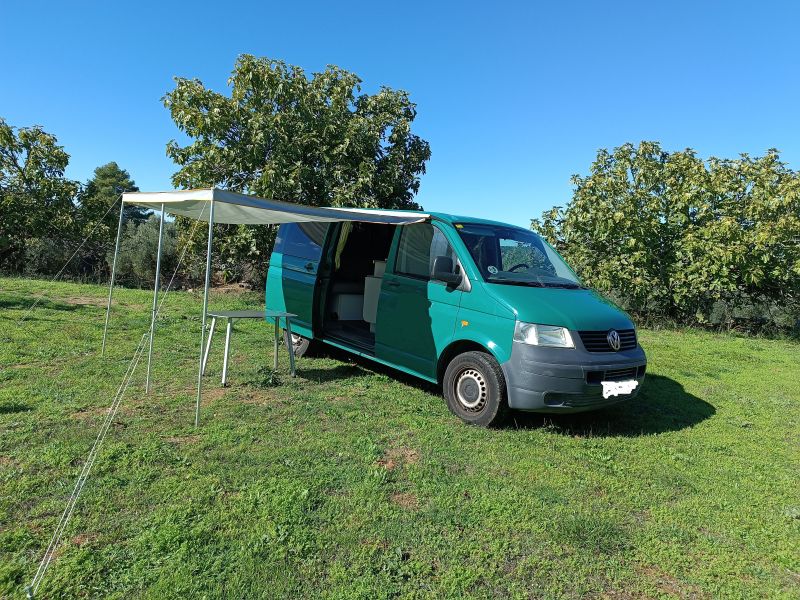 En venta Volkswagen TRANSPORTER 7HC CAMPERIZADA Verde 2007 Tarragona foto 1
