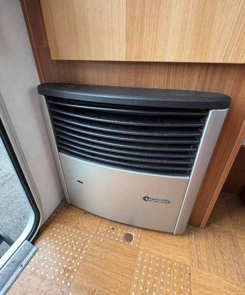 En venta Carado Capron carado c 164 Blanco 2009 Vizcaya foto 12