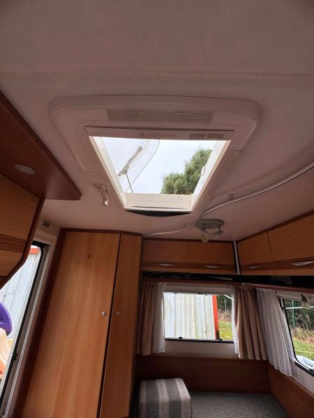 En venta Carado Capron carado c 164 Blanco 2009 Vizcaya foto 17