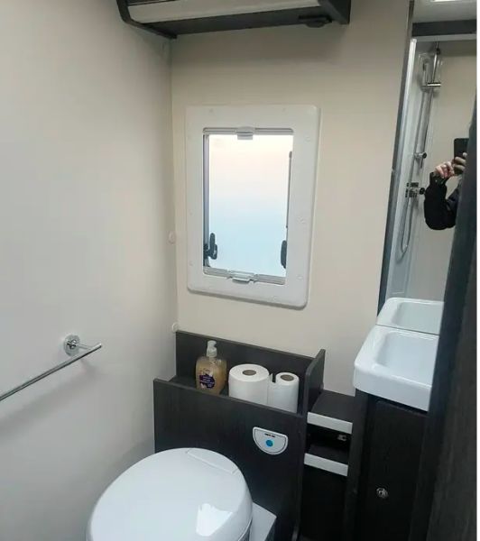 En venta Roller Team KRONOS 284 TL Blanco 2023 Alicante foto 12