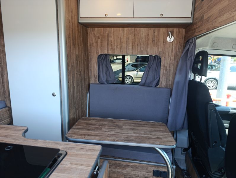 En venta Iveco 35s13 Blanco 2015 Málaga foto 1