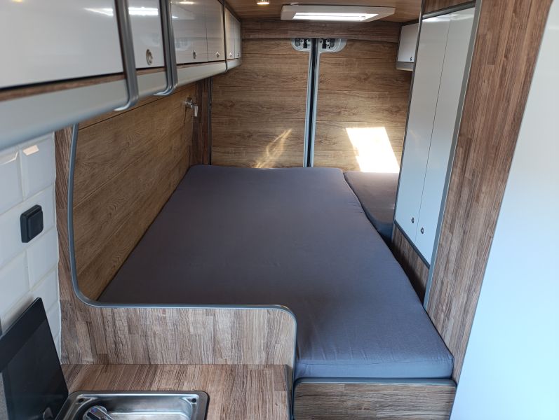 En venta Iveco 35s13 Blanco 2015 Málaga foto 3