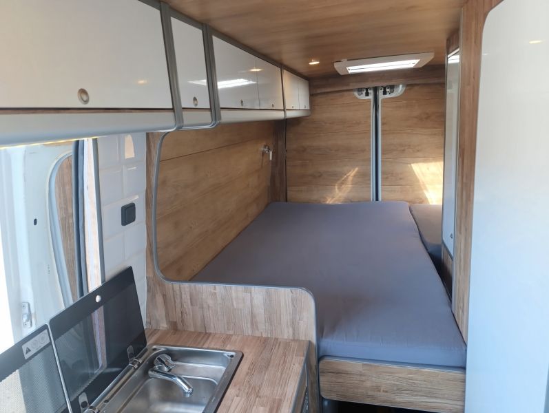 En venta Iveco 35s13 Blanco 2015 Málaga foto 5