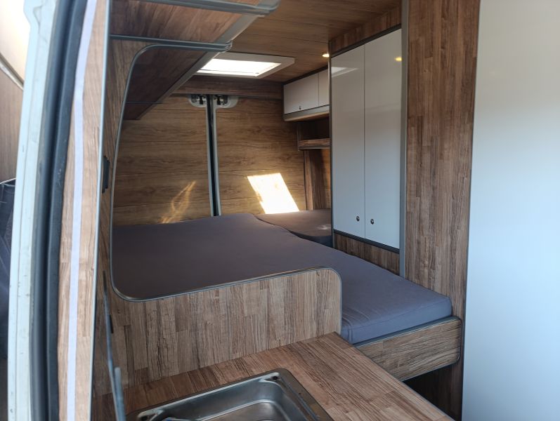 En venta Iveco 35s13 Blanco 2015 Málaga foto 6