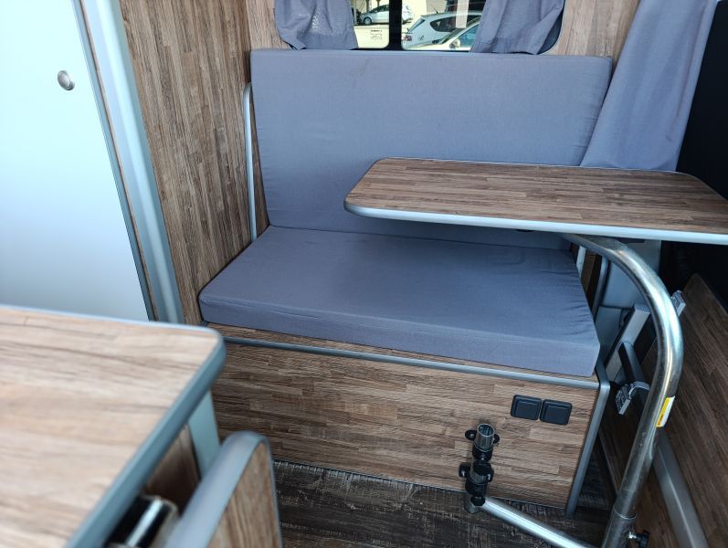 En venta Iveco 35s13 Blanco 2015 Málaga foto 7