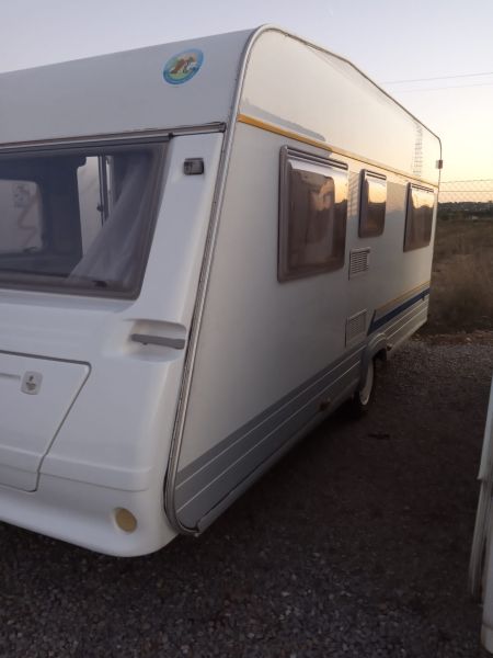 En venta Bürstner  City 455 Avantgarde Blanco 2003 Valencia foto 7