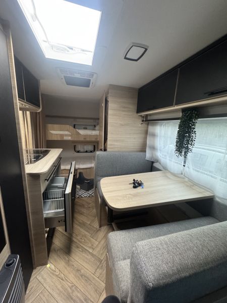 En venta Caravelair Sportline 486 Gris 2024 Madrid foto 2