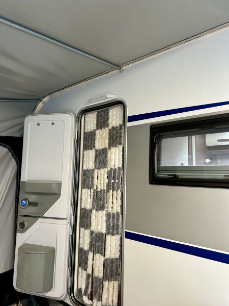 En venta Knaus Caravana KNAUS SPORT 540 FDK SILVER SELECTION 2019 Blanco 2019 Barcelona foto 2