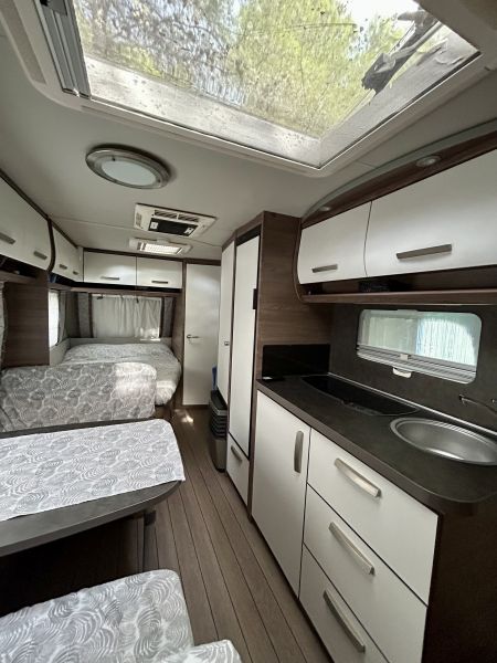 En venta Knaus Caravana KNAUS SPORT 540 FDK SILVER SELECTION 2019 Blanco 2019 Barcelona foto 3