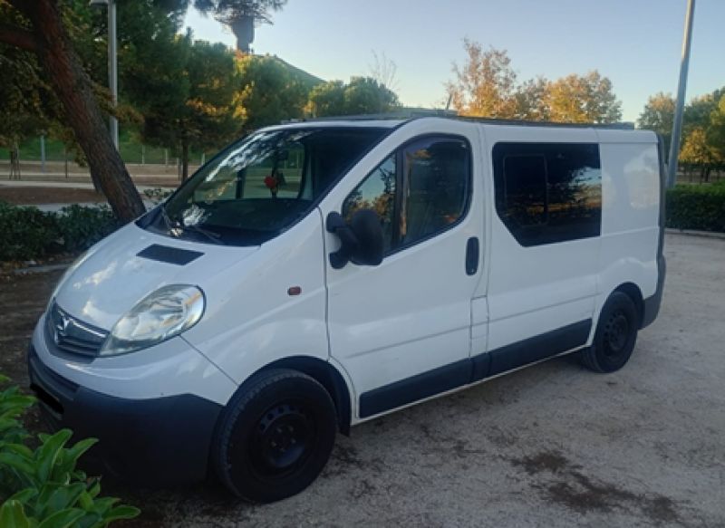 En venta Opel vivaro Blanco 2010 Madrid foto 13