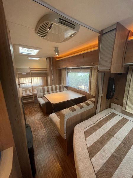 En venta Bürstner Averso 495Tk Blanco 2010 Tarragona foto 4