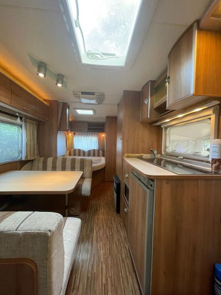 En venta Bürstner Averso 495Tk Blanco 2010 Tarragona foto 6