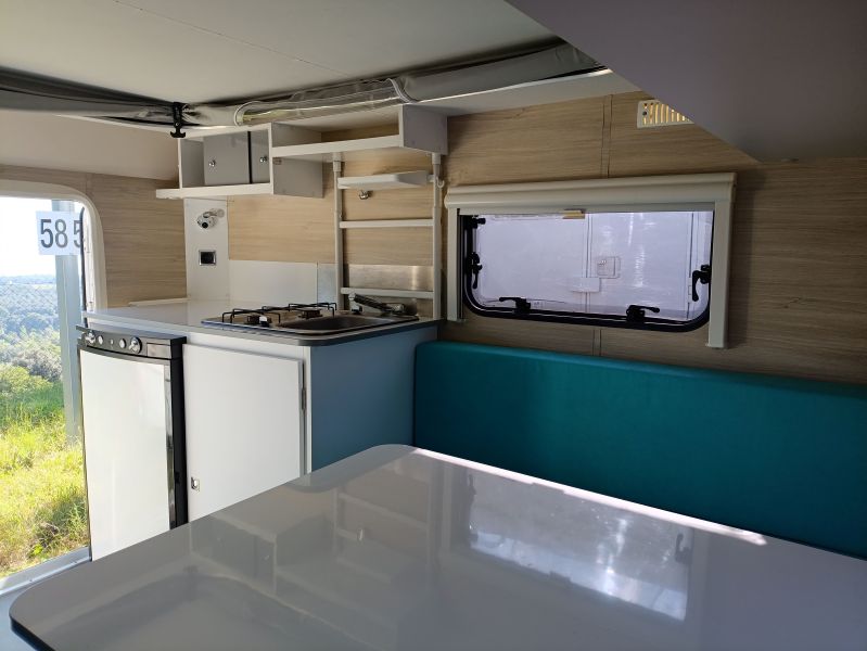 En venta Trigano Mini Silver Freestyle 270. Blanco 2022 Girona foto 10