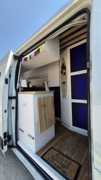 En venta Opel Movano  Blanco 2017 Madrid foto 12