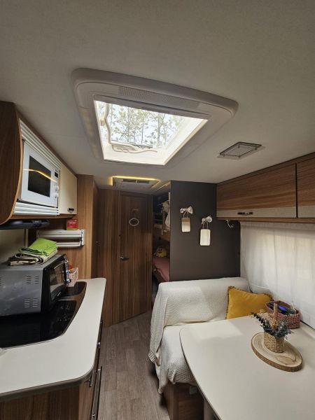 En venta Caravelair Antares style 496 Blanco 2017 Tarragona foto 3