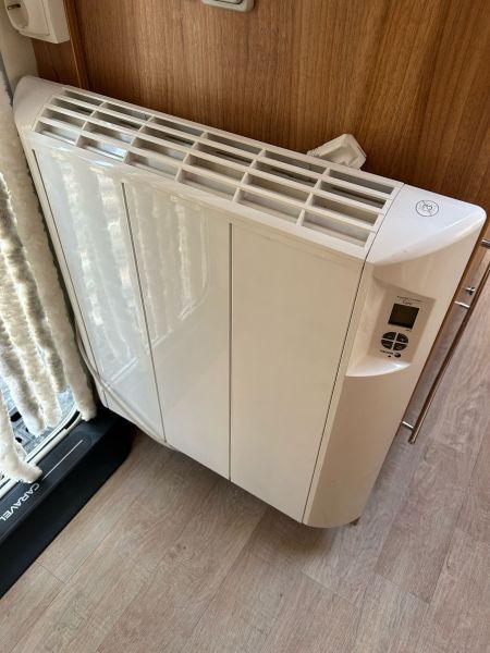 En venta Caravelair Antares style 496 Blanco 2017 Tarragona foto 8