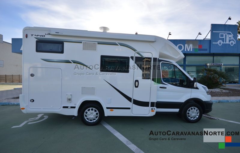 En venta Benimar Tessoro 440 UP (Nueva) Blanco 2021 Álava foto 1