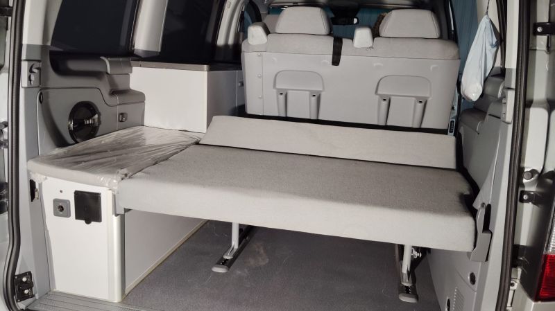 En venta Mercedes-Benz Vianp 2,2 CDI 150cv 2014 Burgos foto 9