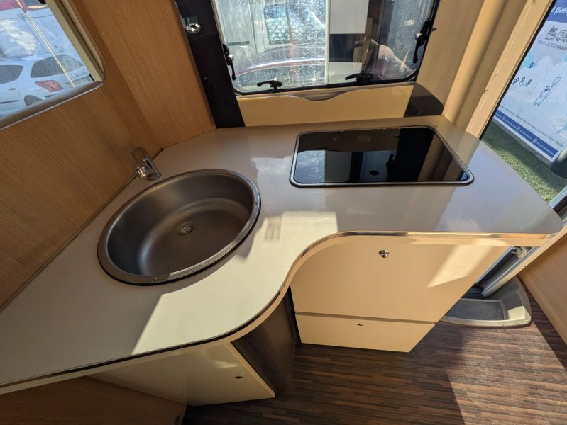 En venta Ford McLouis Glamys 222 Blanco 2023 Málaga foto 8