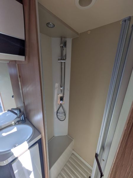 En venta Ford McLouis Glamys 222 Blanco 2023 Málaga foto 11