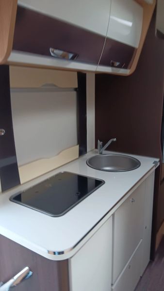 En venta Ford Mc Louis Glamys 226 Blanco 2023 Málaga foto 5