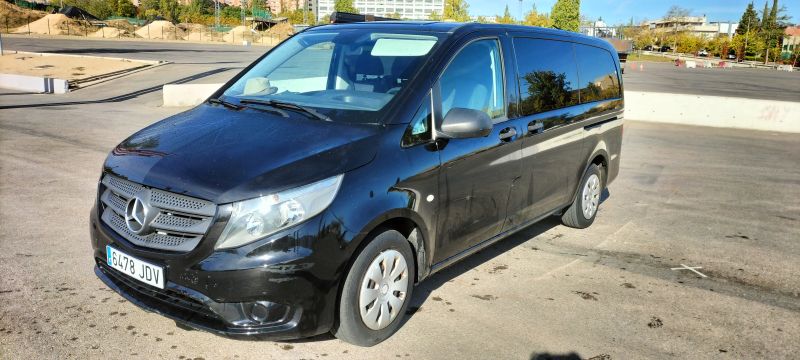 En venta Mercedes-Benz Vito Tourer 114 CDI Negro 2015 Madrid foto 3