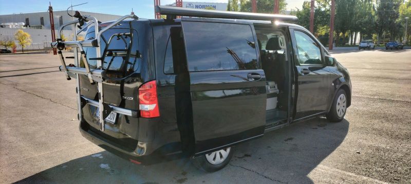 En venta Mercedes-Benz Vito Tourer 114 CDI Negro 2015 Madrid foto 7