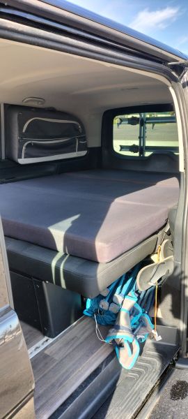 En venta Mercedes-Benz Vito Tourer 114 CDI Negro 2015 Madrid foto 11