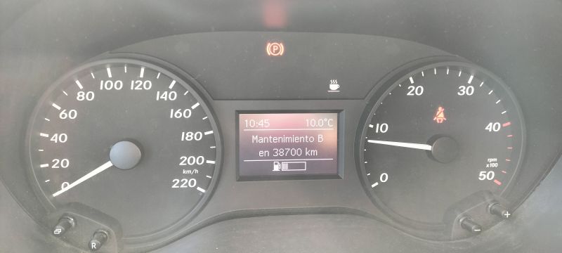 En venta Mercedes-Benz Vito Tourer 114 CDI Negro 2015 Madrid foto 17