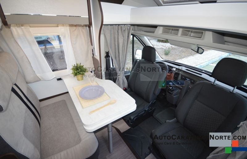 En venta Benimar Tessoro 440 UP (Nueva) Blanco 2021 Álava foto 7