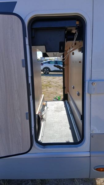 En venta Laika ECOVIP 305 Blanco 2018 Girona foto 14