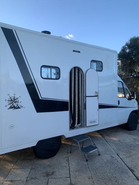 En venta Peugot Boxer Cab. 2.5D 86 cv.    Blanco 1999 Valencia foto 1