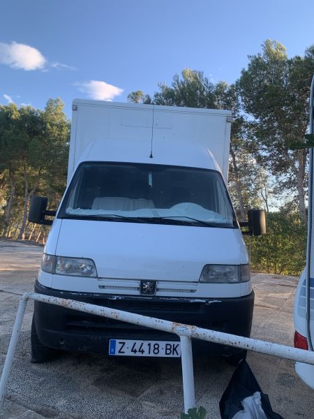 En venta Peugot Boxer Cab. 2.5D 86 cv.    Blanco 1999 Valencia foto 2