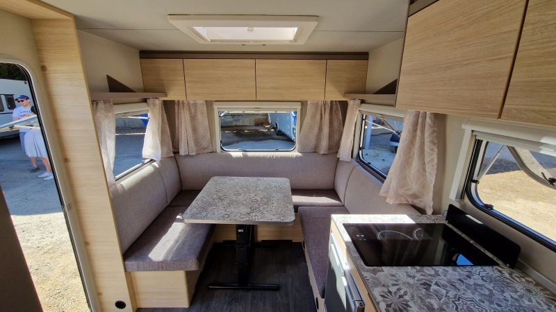 En venta Weinsberg CaraCito 450 FU Blanco 2021 Almería foto 2