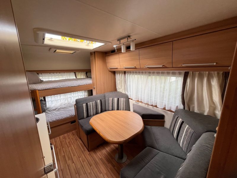 En venta Knaus SUDWIND 500 FSK Blanco 2012 Lleida foto 6