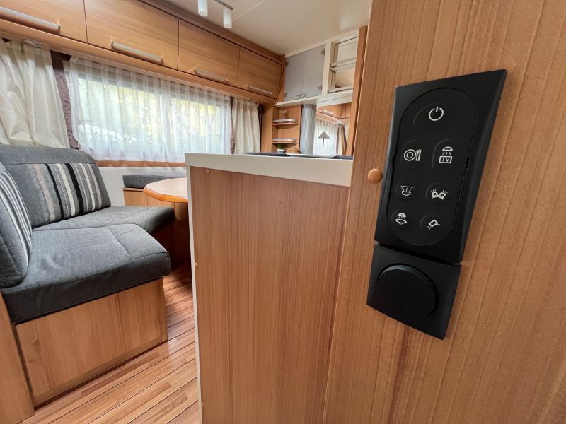 En venta Knaus SUDWIND 500 FSK Blanco 2012 Lleida foto 10