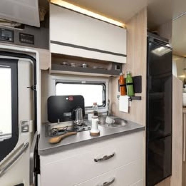 En venta Giotti LineGlobecar SIENA 385 PRIVILEGE PERFILADA Blanco 2024 Zamora foto 2