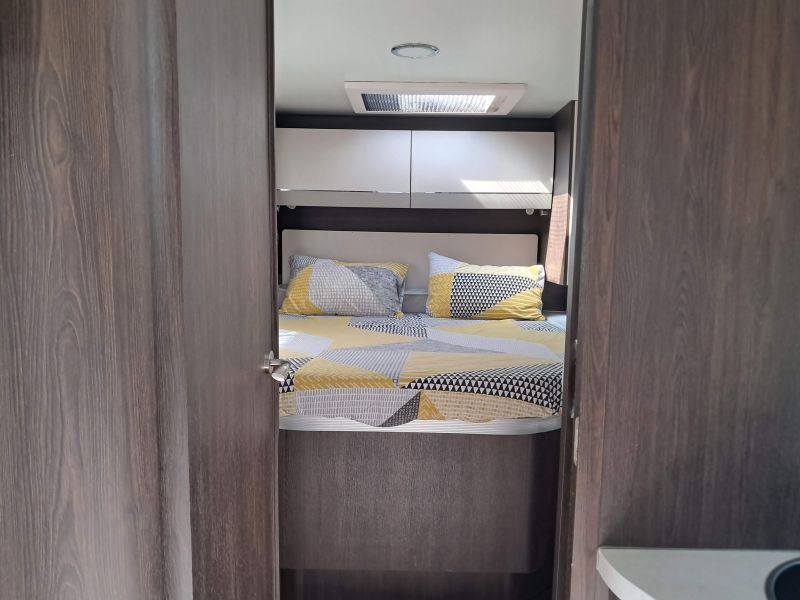 En venta Benimar TESSORO 497 Blanco 2021 Alicante foto 3