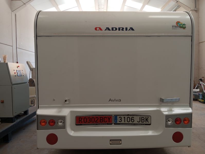 En venta Adria AVIVA 495LX Gris 2017 Navarra foto 3