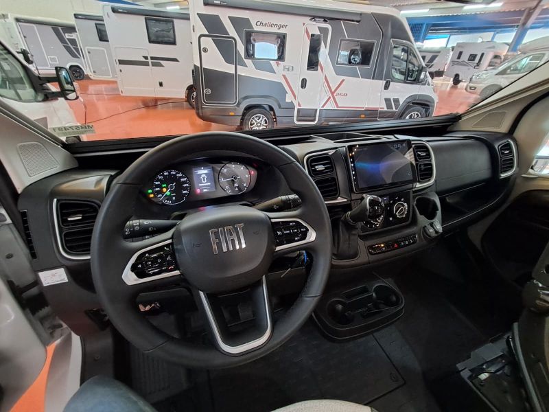 En venta Challenger Challenger Fiat Ducato 318 Ultimate Edition Automatic Blanco 2025 Barcelona foto 6