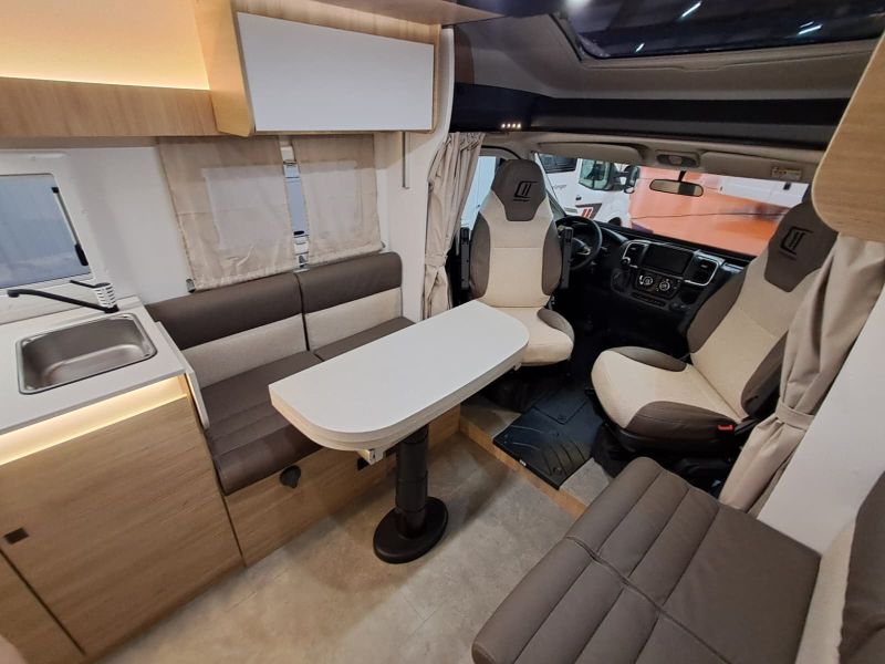 En venta Challenger Challenger Fiat Ducato 318 Ultimate Edition Automatic Blanco 2025 Barcelona foto 10