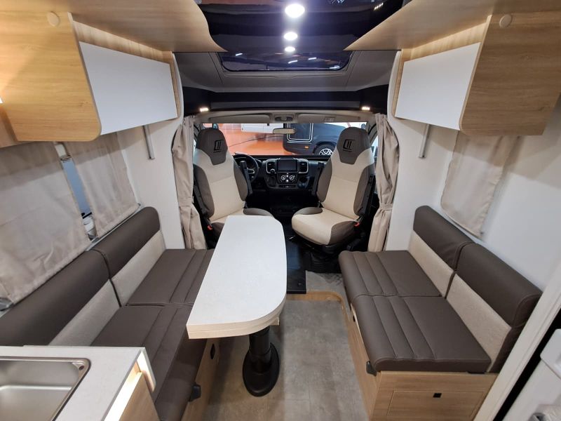 En venta Challenger Challenger Fiat Ducato 318 Ultimate Edition Automatic Blanco 2025 Barcelona foto 11