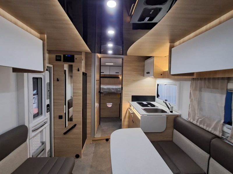 En venta Challenger Challenger Fiat Ducato 318 Ultimate Edition Automatic Blanco 2025 Barcelona foto 12