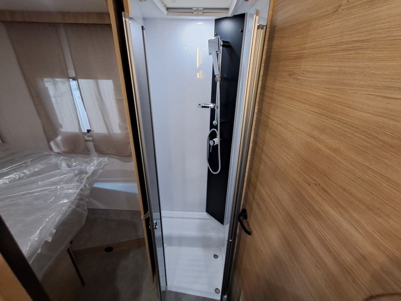 En venta Challenger Challenger Fiat Ducato 318 Ultimate Edition Automatic Blanco 2025 Barcelona foto 19