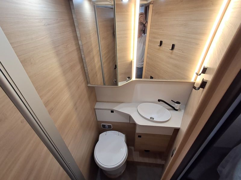 En venta Challenger Challenger Fiat Ducato 318 Ultimate Edition Automatic Blanco 2025 Barcelona foto 20