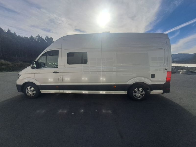 En venta Volkswagen Crafter Camperizada Blanco 2024 A Coruña foto 3