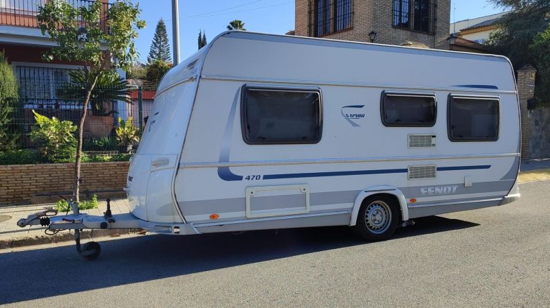 En venta Fendt saphir 470 Blanco 2011 Sevilla foto 3