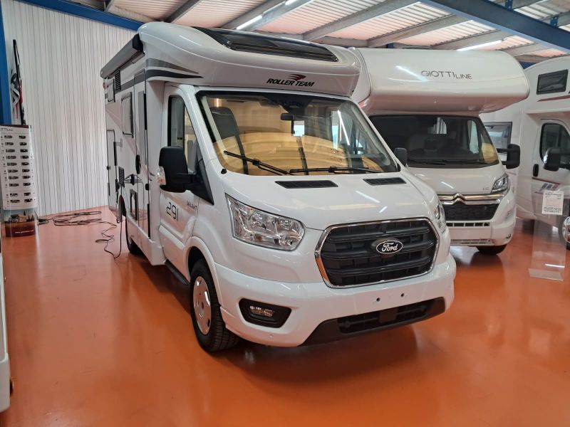 En venta Roller Team Roller Team Ford Kronos Fit 291 TL 165 cv Selekt Open Air Blanco 2025 Barcelona foto 2