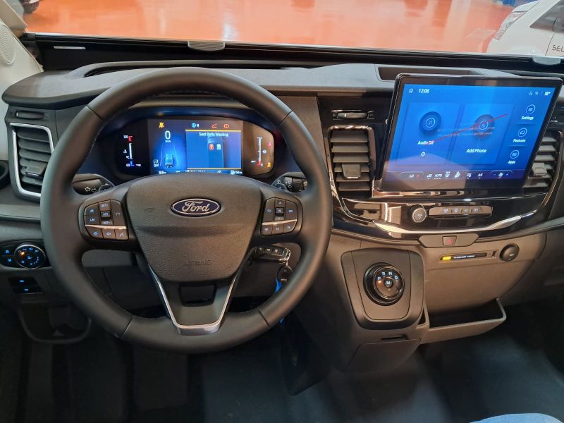 En venta Roller Team Roller Team Ford Kronos Fit 291 TL 165 cv Selekt Open Air Blanco 2025 Barcelona foto 7